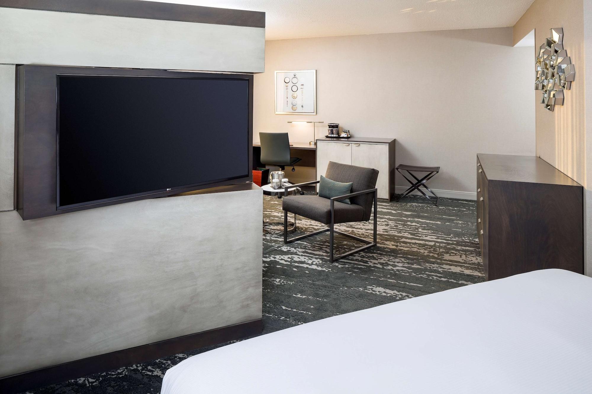 Hotel Doubletree By Hilton Boston Logan Airport